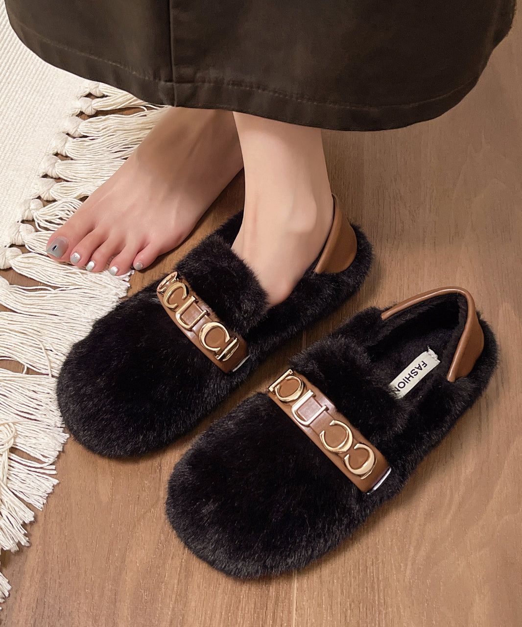 Chic Orthopedic Loafers with Unique Design