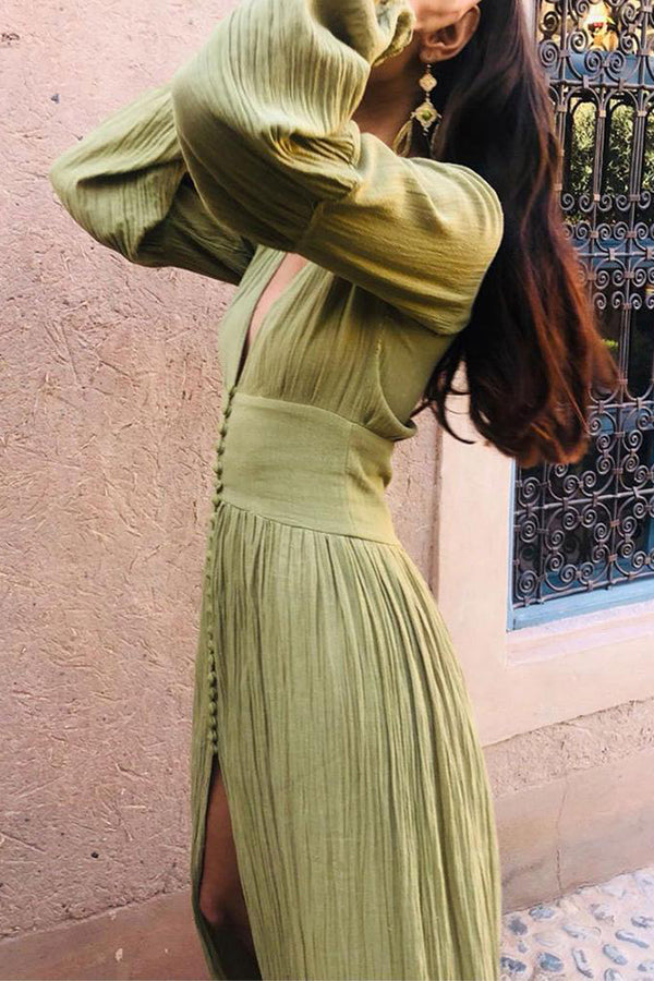 Polished Dress with an Effortless Classic Look