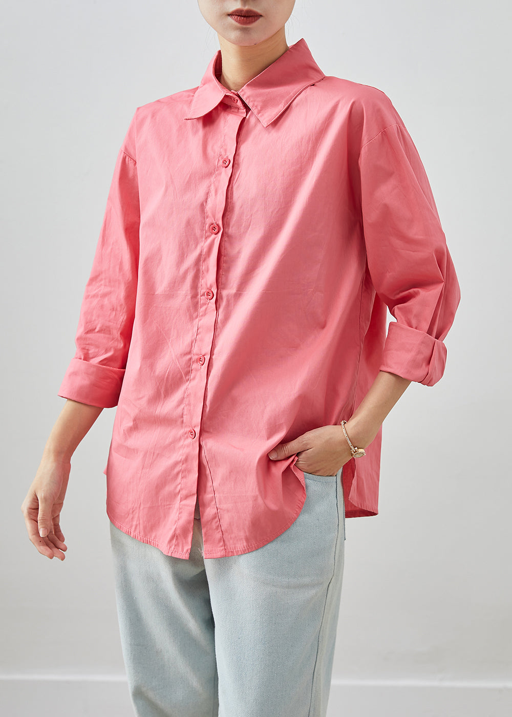 Effortlessly Elegant Shirt with a Timeless Design