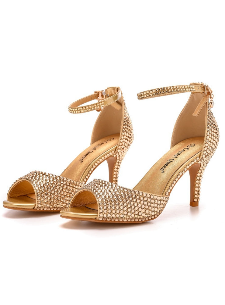 Graceful Orthopedic Sandals for Modern Look