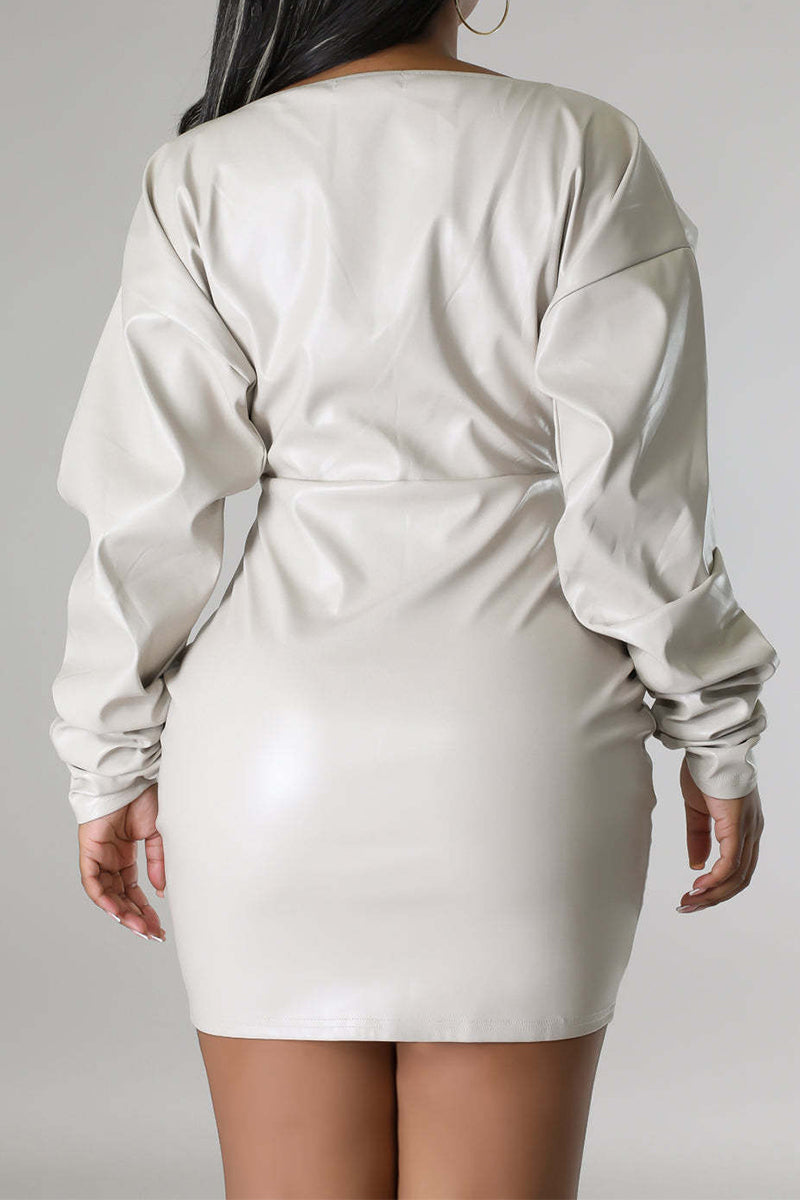 Gracefully Styled Dress for Any Occasion