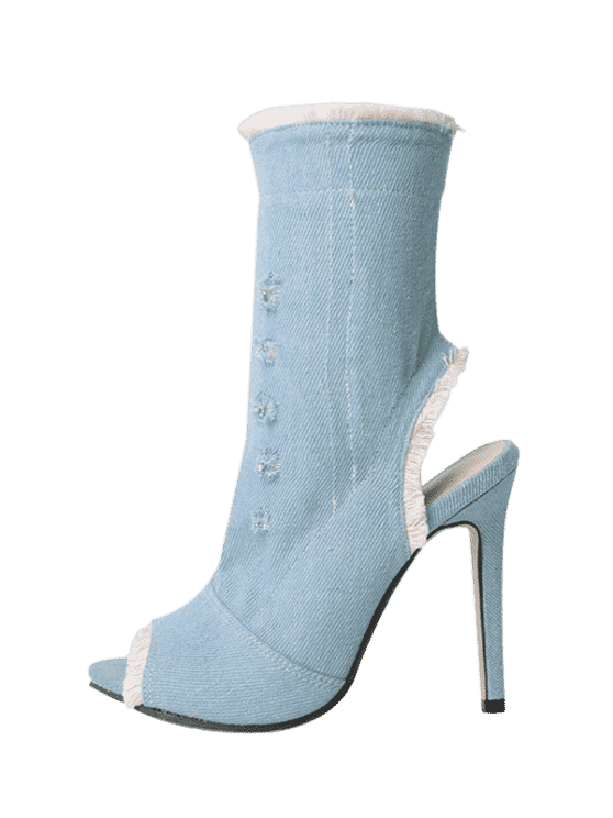 Graceful Orthopedic Boots for Modern Look