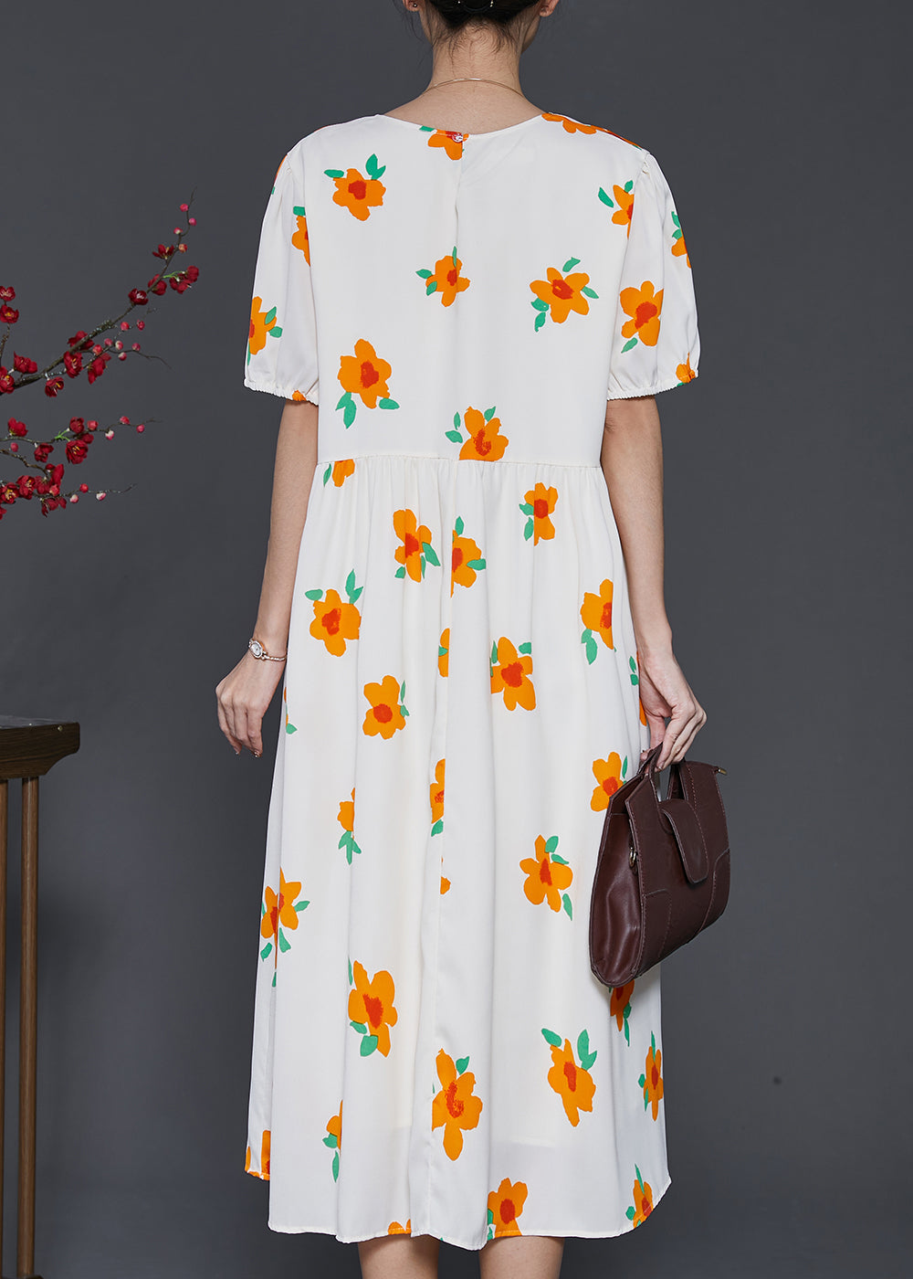Beautifully Crafted Dress in a Classic Style