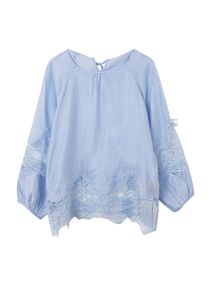 Effortlessly Elegant Blouse with a Timeless Design