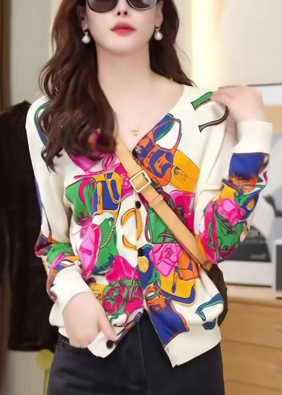Effortlessly Elegant Cardigan with a Timeless Design