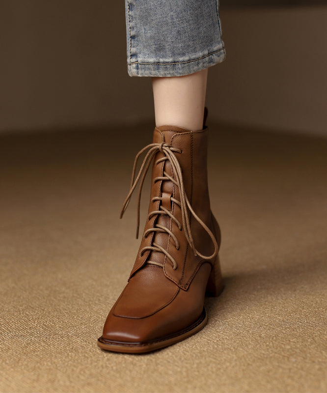 Graceful Orthopedic Boots for Modern Look