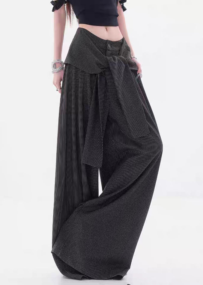 Well Tailored Pants with a Graceful Silhouette