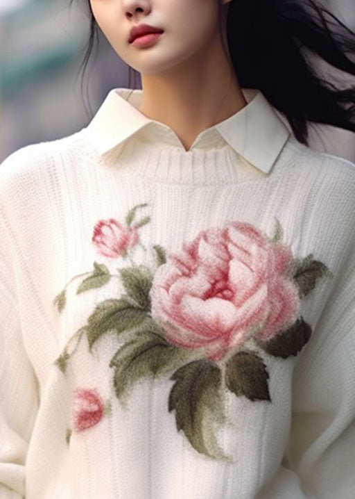 Effortlessly Elegant Sweater with a Timeless Design