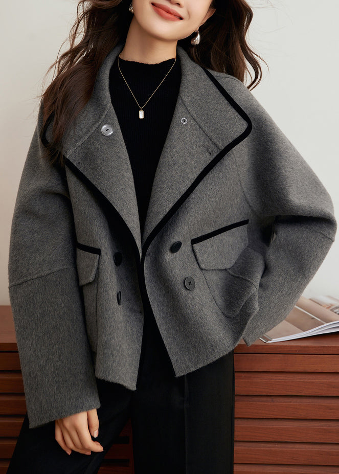 Beautifully Finished Coat in a Timeless Design