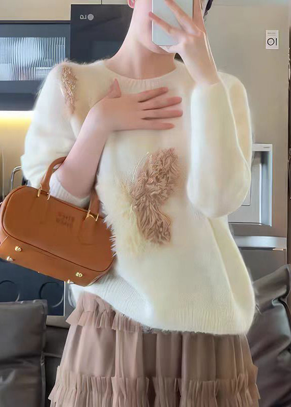 Classic Vintage Sweater with a Flattering Fit