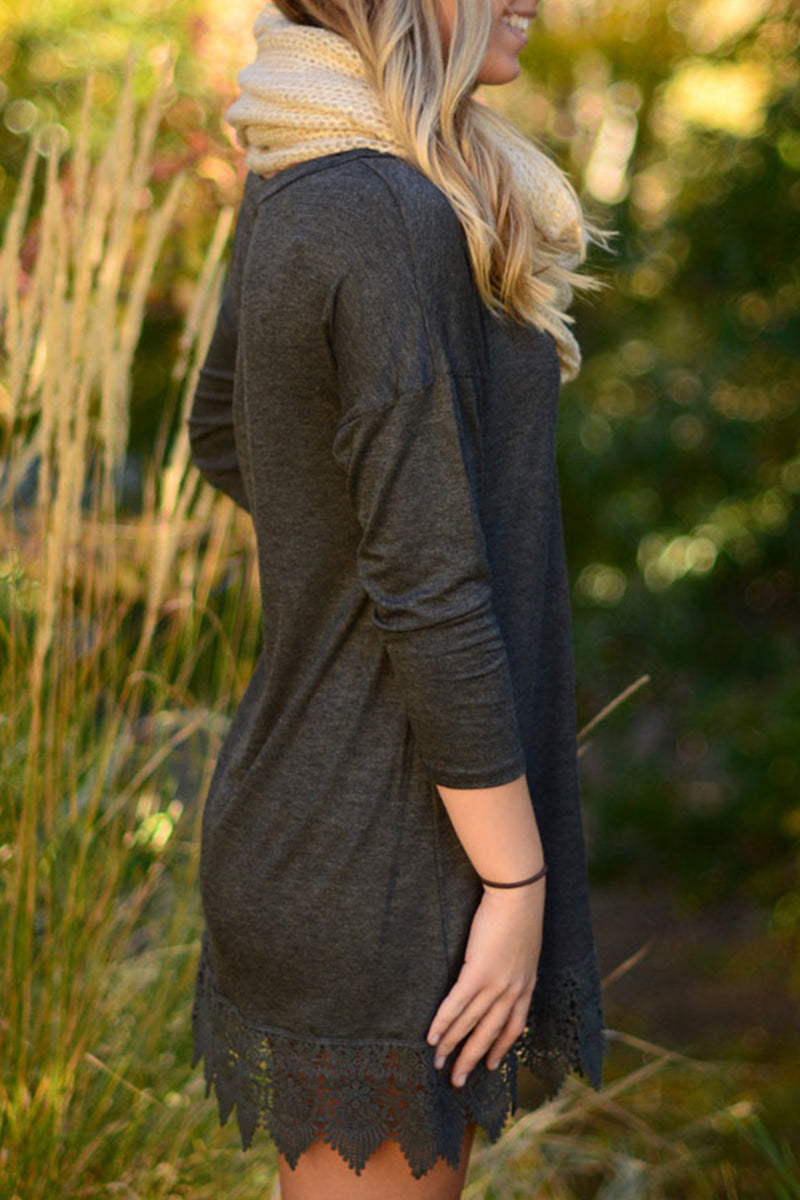 Well Tailored Dress with a Graceful Silhouette