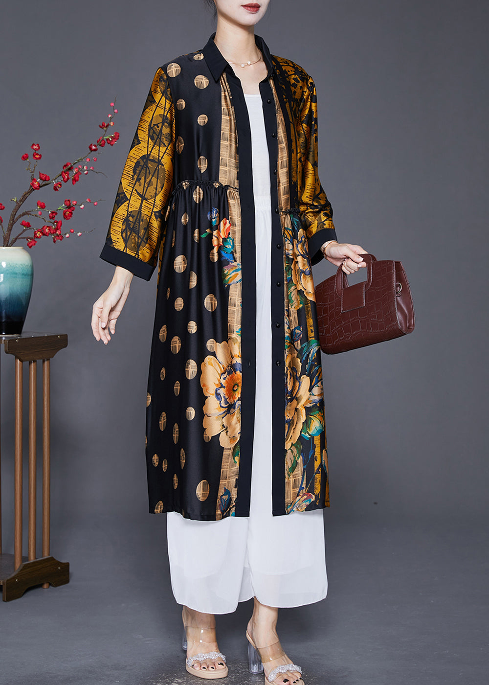 Classic Vintage & Enduringly Stylish Coat