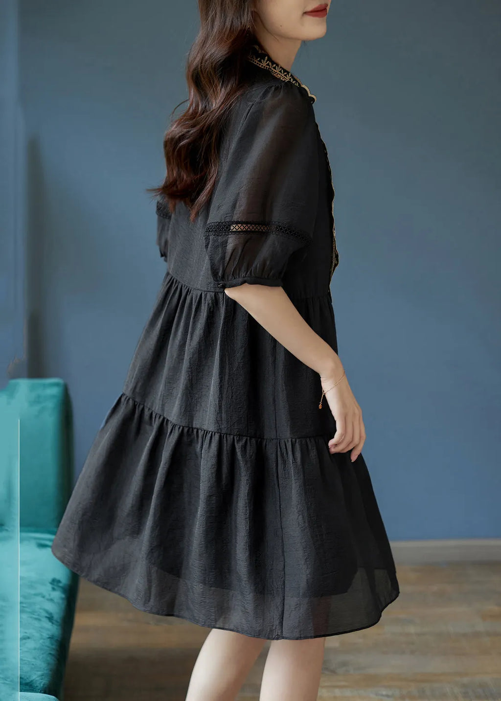 Gracefully Styled Dress for Any Occasion