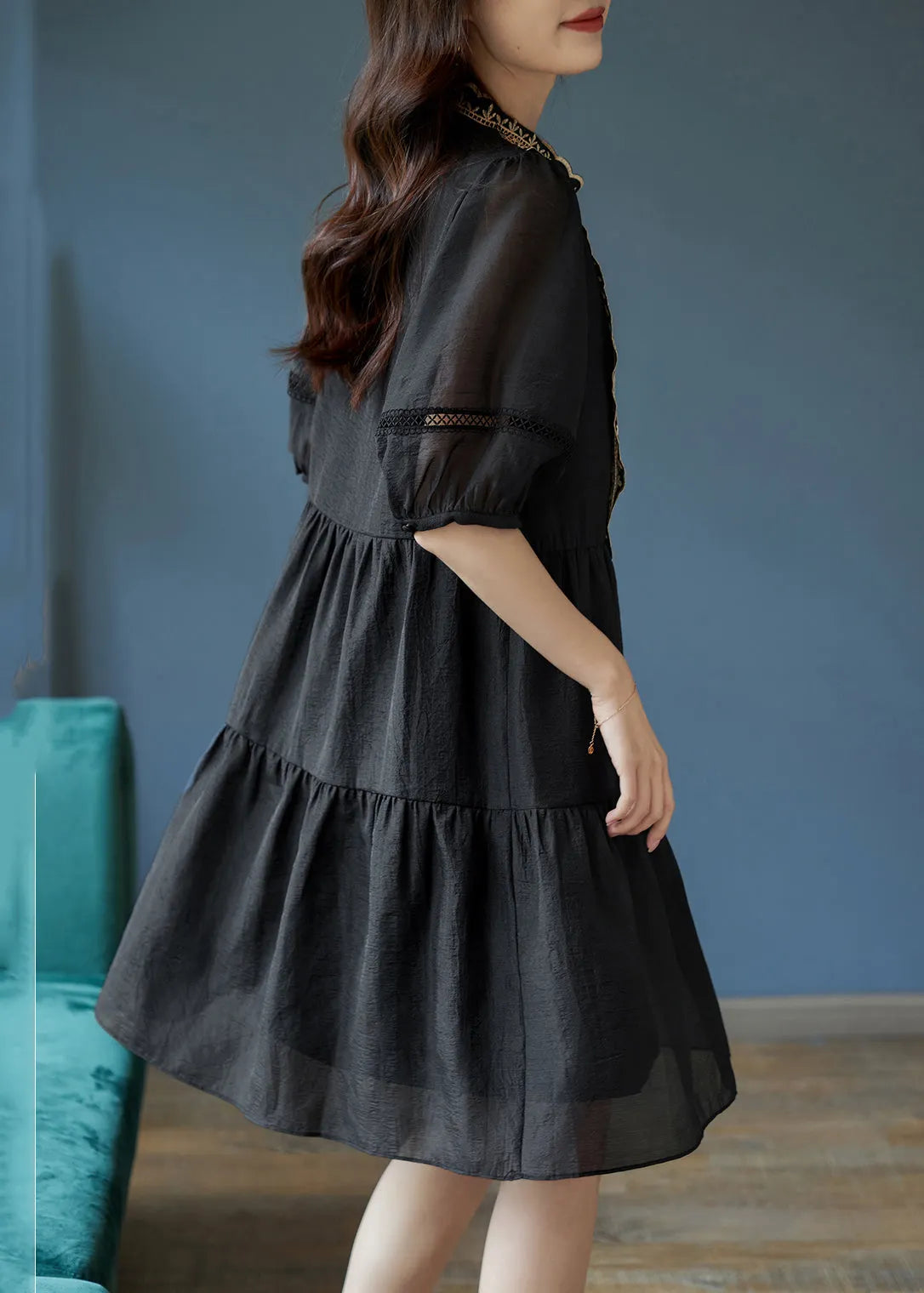 Gracefully Styled Dress for Any Occasion
