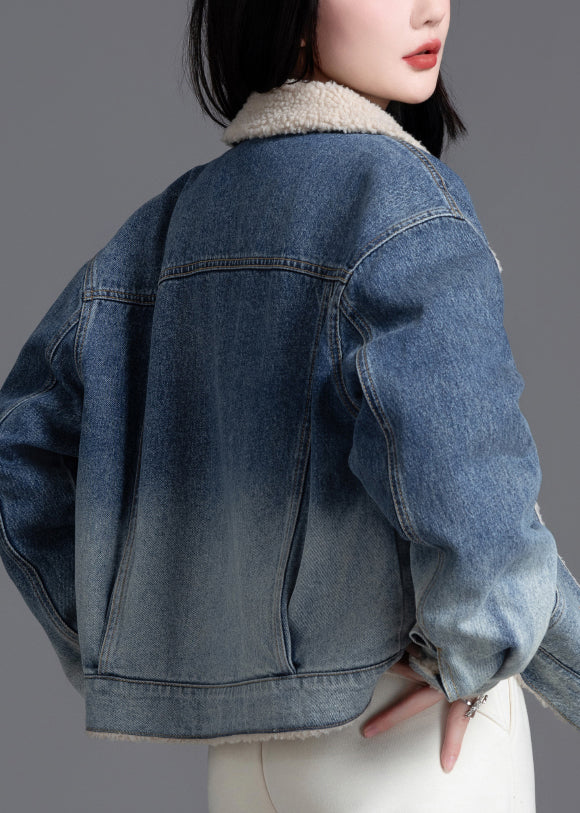 Elegantly Styled Coat for Everyday Wear