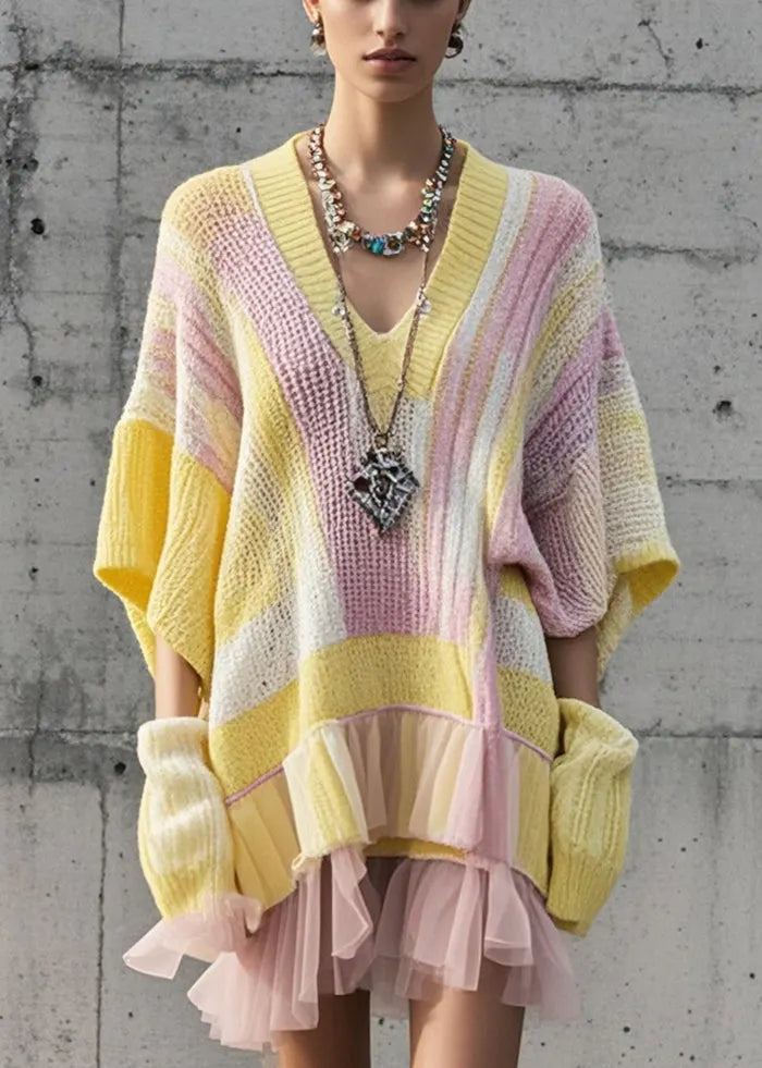 Classic Vintage Sweater with a Flattering Fit