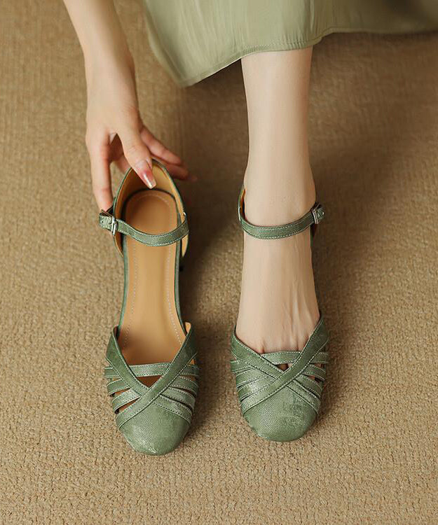 Graceful Orthopedic Sandals for Modern Look