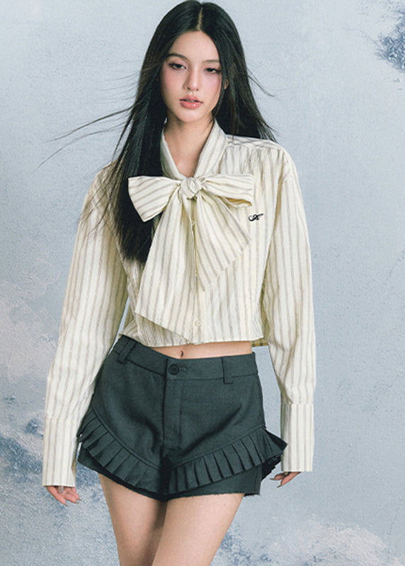 Well Tailored Top with a Graceful Silhouette