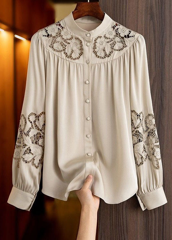 Classic Vintage Shirt with a Flattering Fit