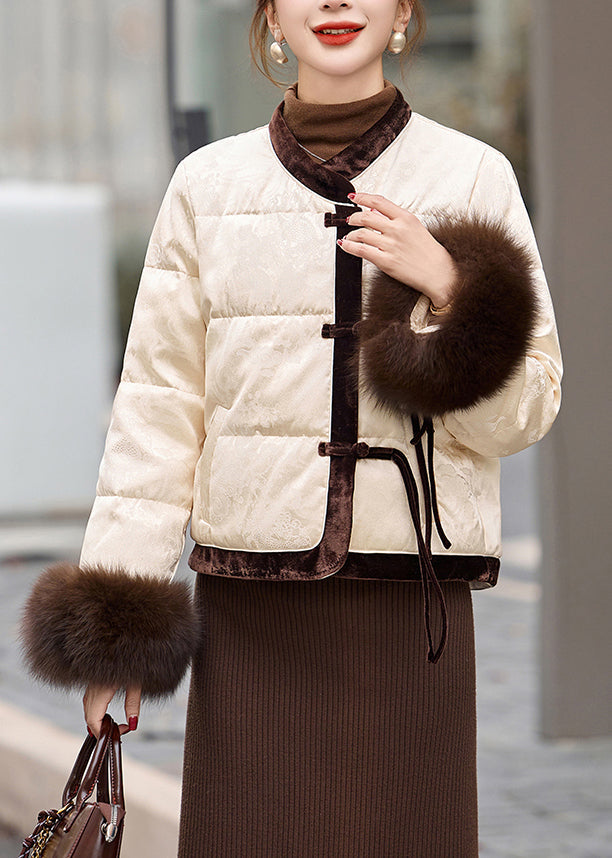 Gracefully Styled Jacket for Any Occasion