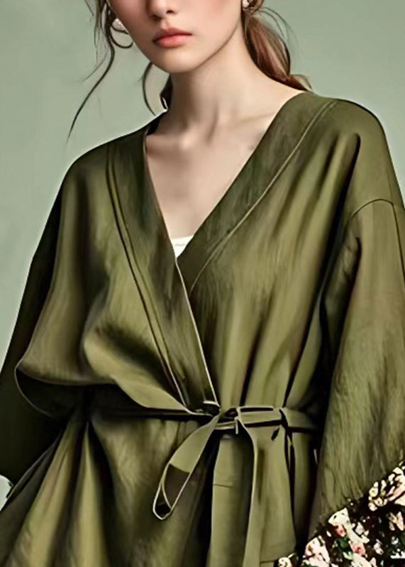 Effortlessly Elegant Top with a Timeless Design