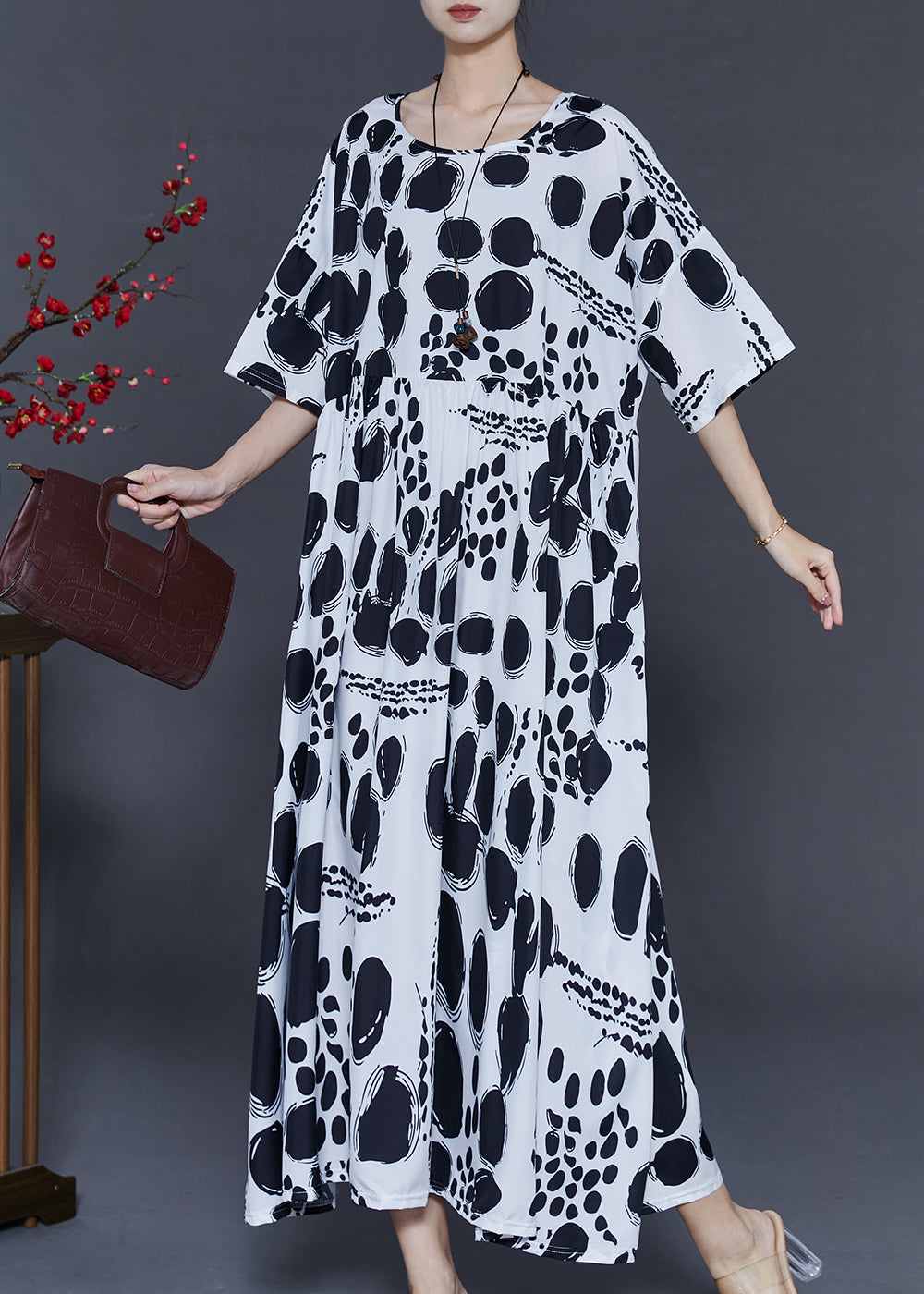 Classic Vintage & Enduringly Stylish Dress