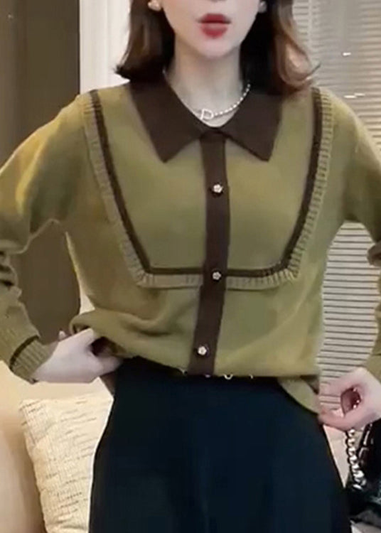 Polished Top with an Effortless Classic Look
