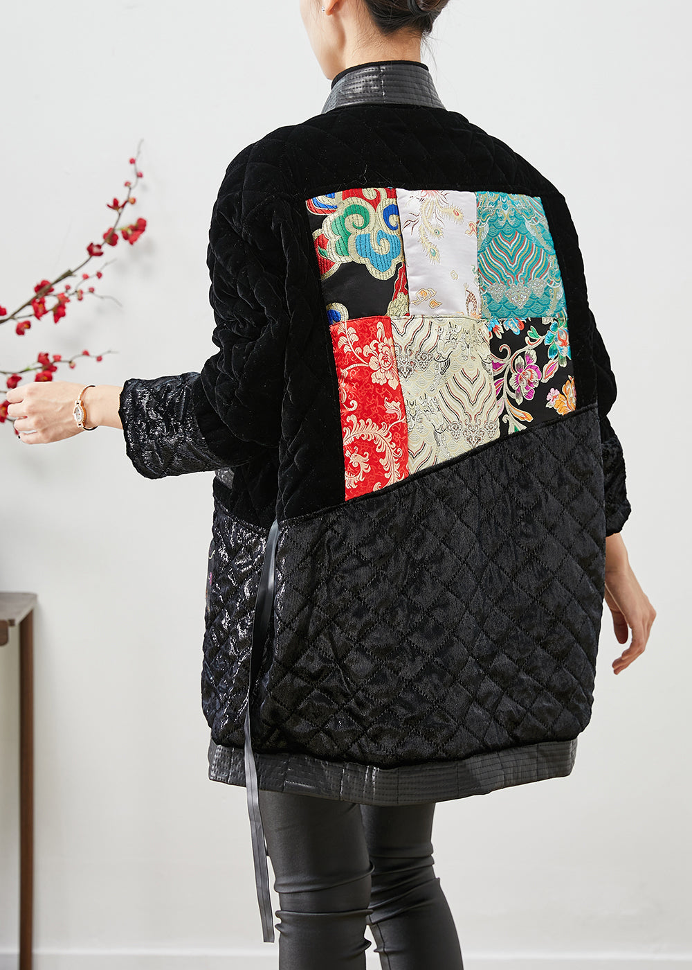 Beautifully Finished Coat in a Timeless Design