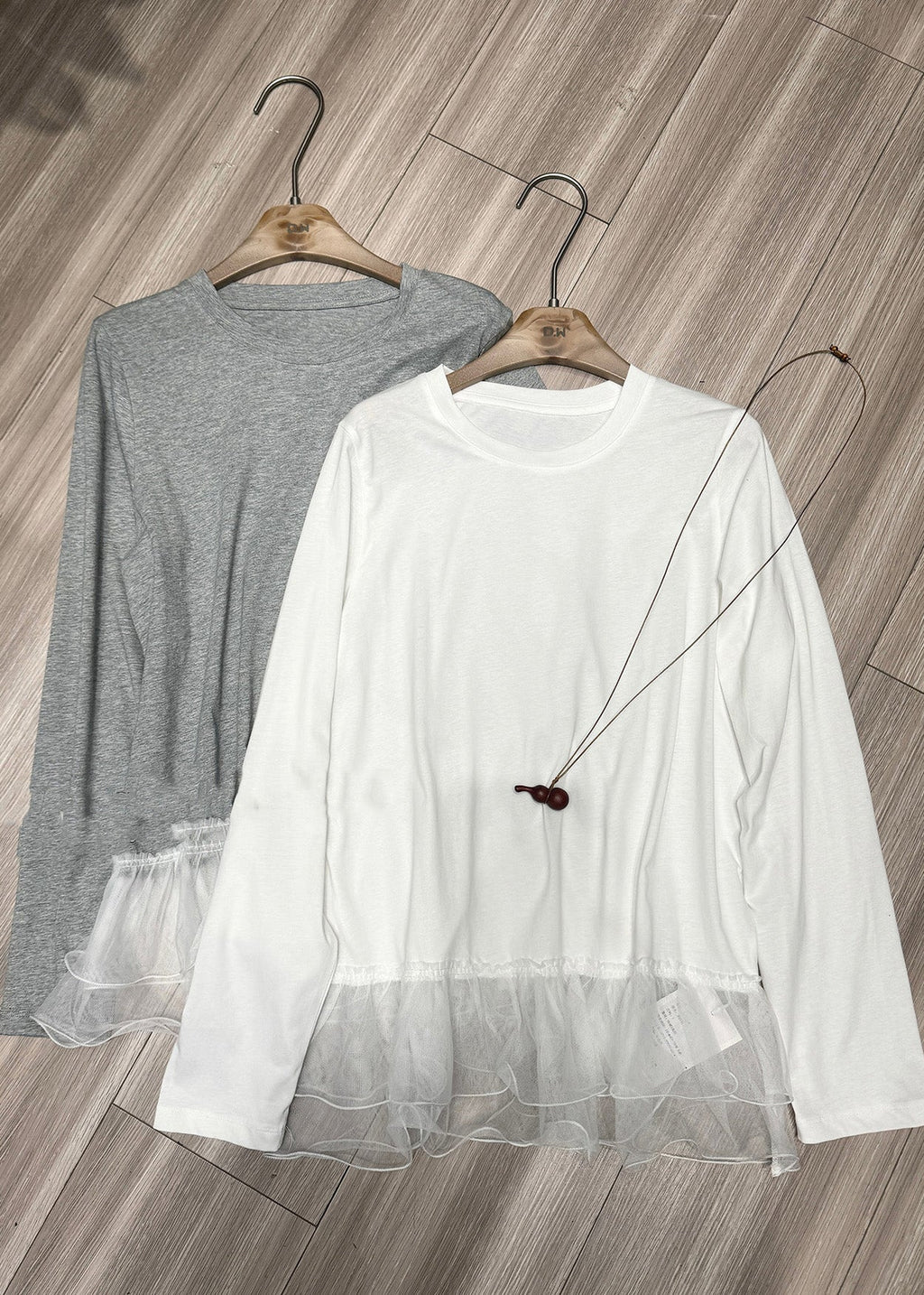 Well Tailored Blouse with a Graceful Silhouette