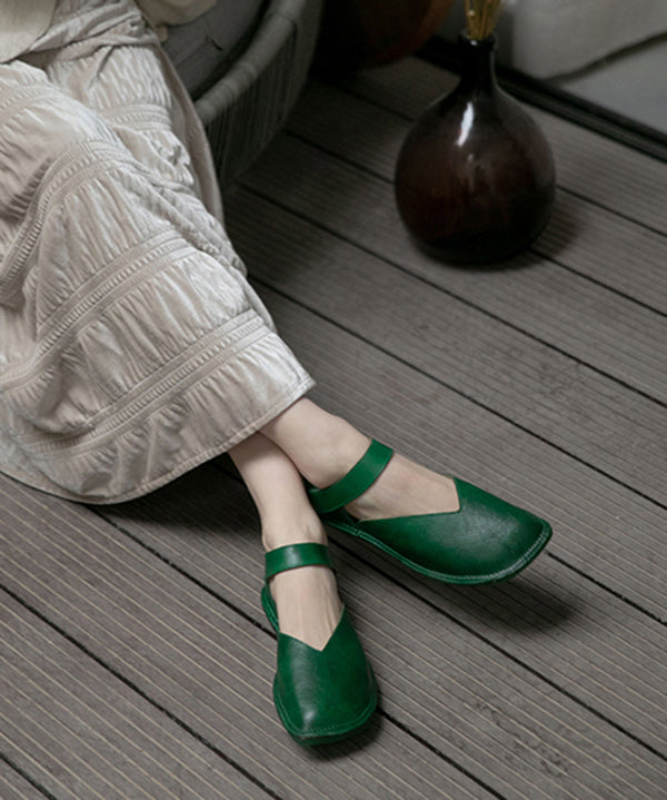 Graceful Orthopedic Flats for Modern Look