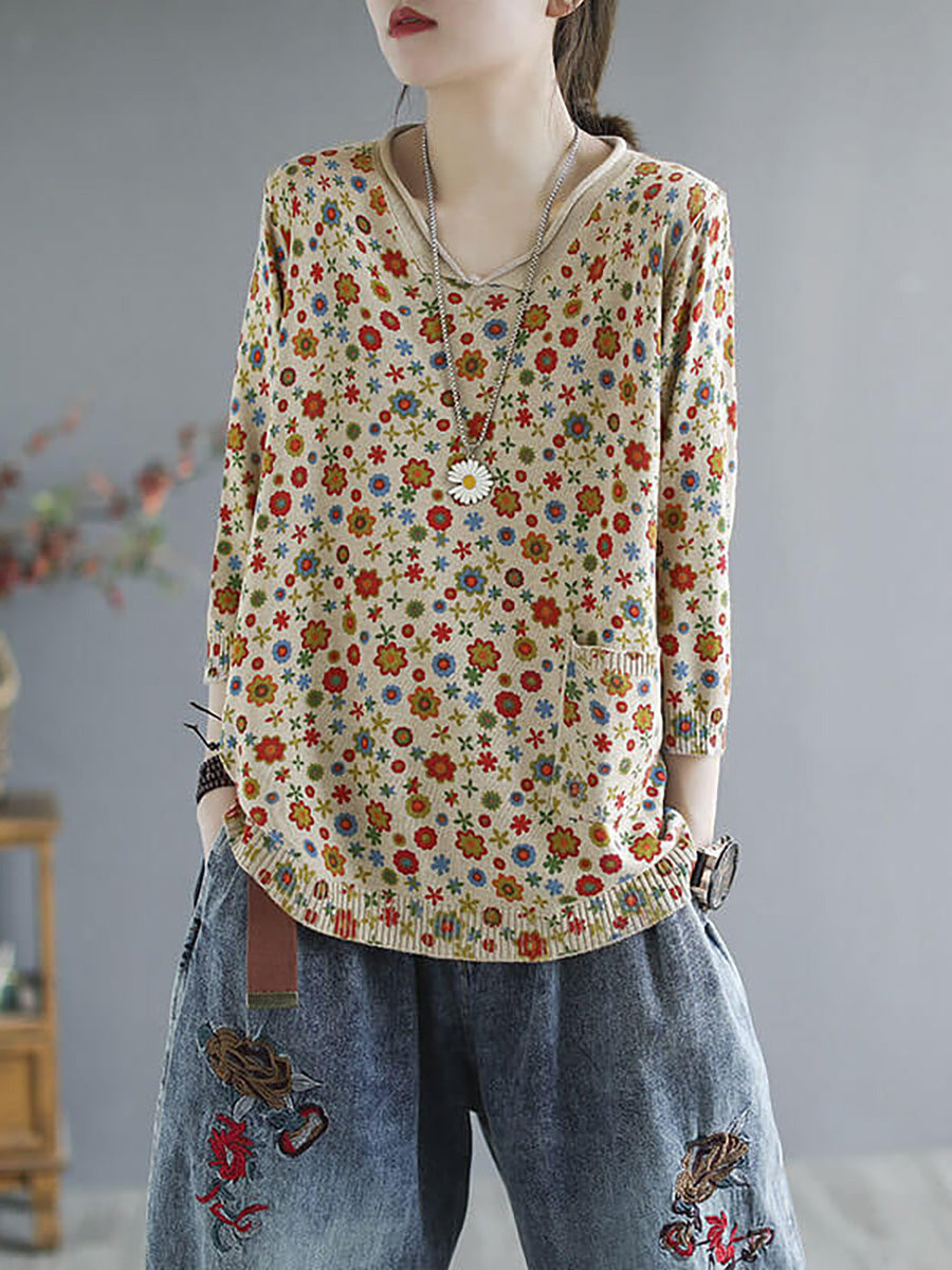 Classic Vintage Sweater with a Flattering Fit
