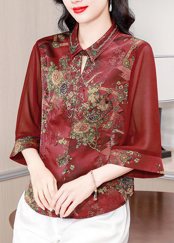 Sophisticated Blouse with a Clean Classic Look