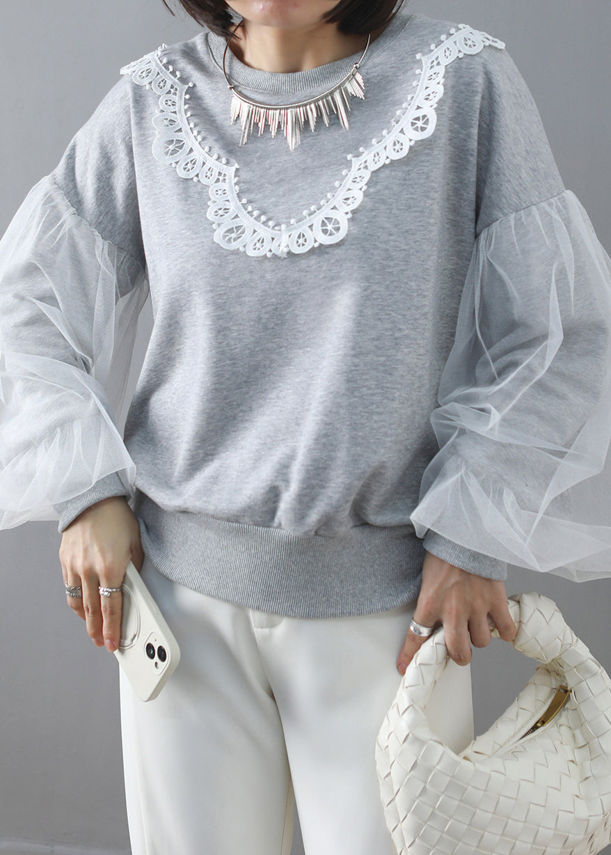 Well Tailored Shirt with a Graceful Silhouette