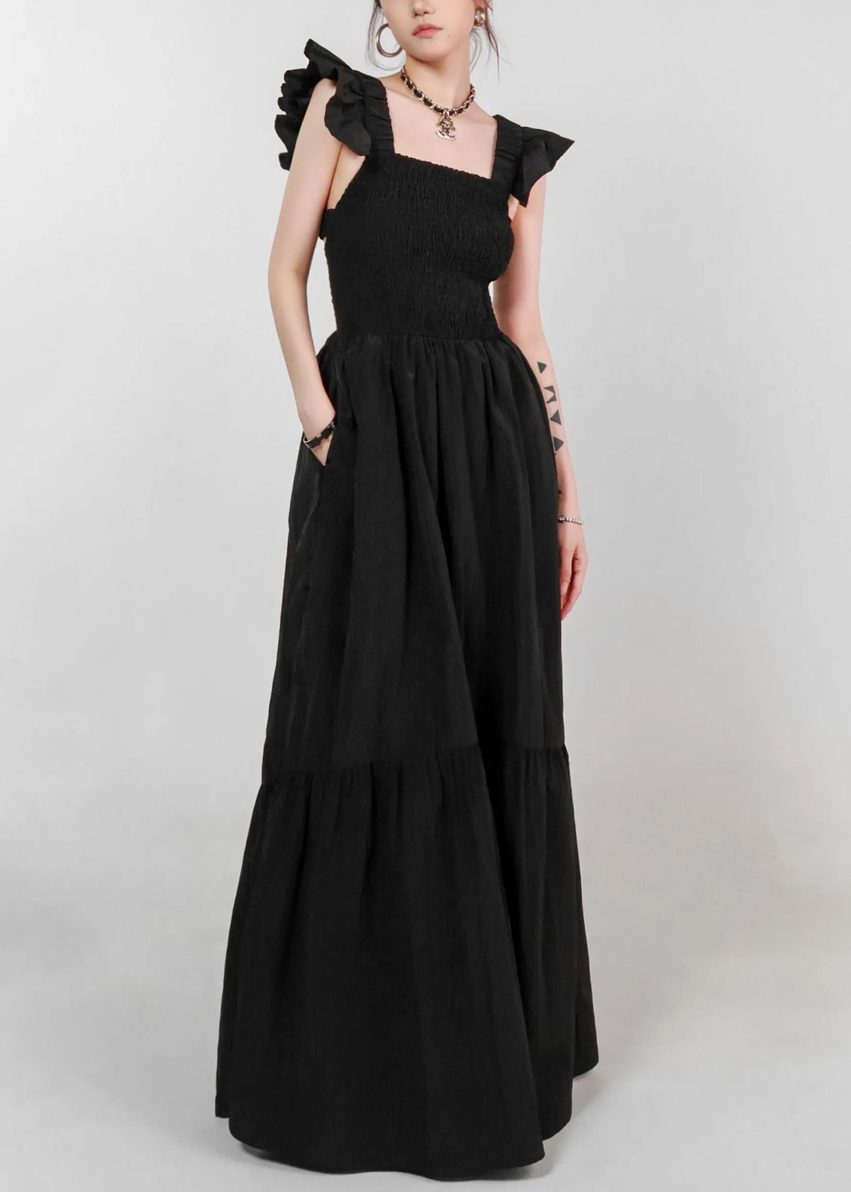 Gracefully Styled Dress for Any Occasion