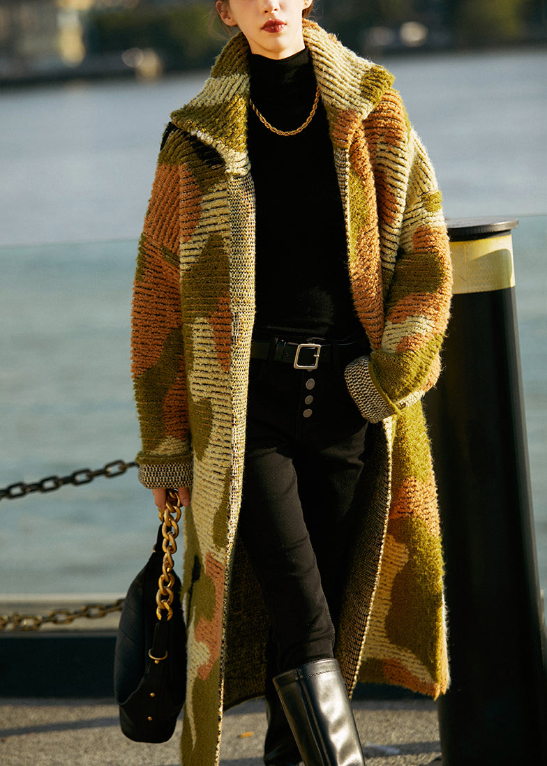 Sophisticated Coat with a Clean Classic Look