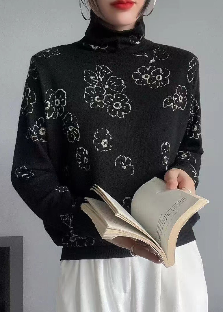 Effortlessly Elegant Sweater with a Timeless Design