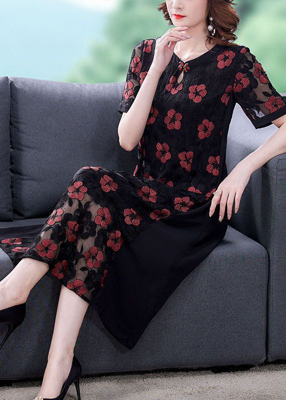 Beautifully Crafted Dress in a Classic Style