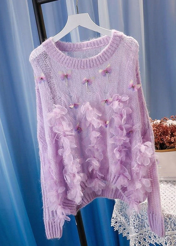 Classic Vintage Sweater with a Flattering Fit