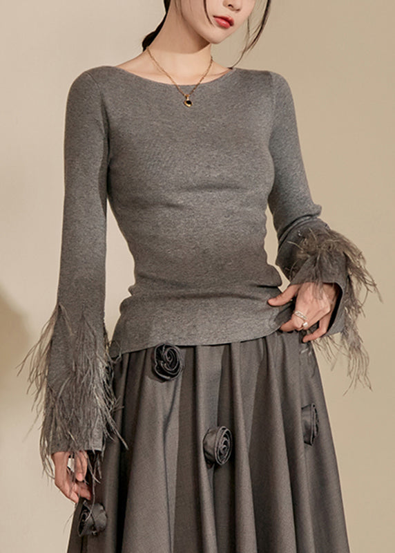 Well Tailored Sweater with a Graceful Silhouette