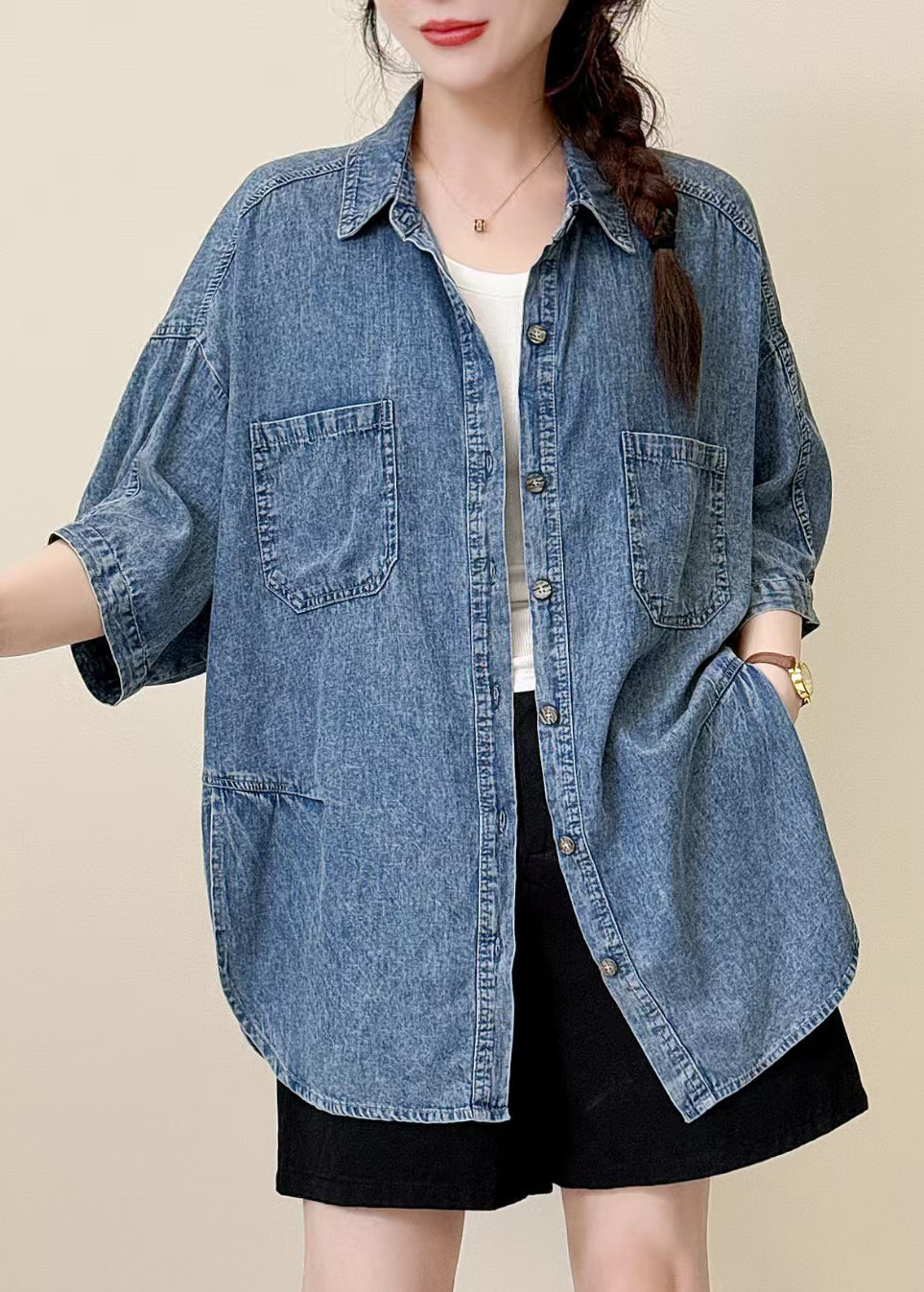Classic Vintage Shirt with a Flattering Fit