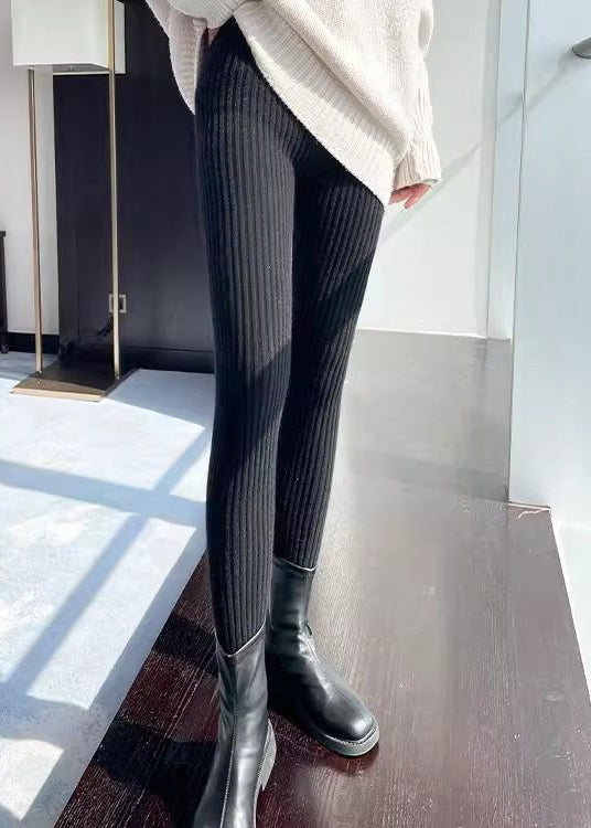 Gracefully Styled Pants for Any Occasion