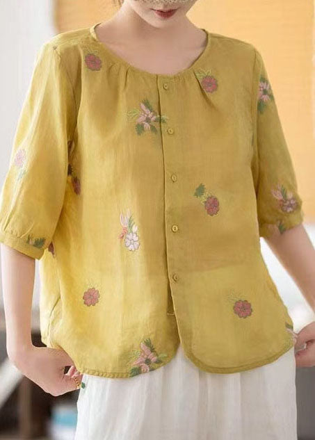 A Vintage Style Top with Delicate Timeless Details