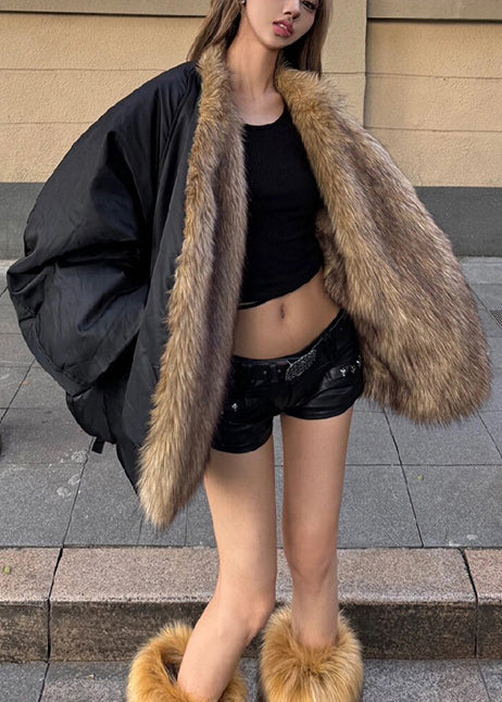 Sophisticated Coat with a Clean Classic Look