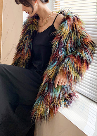 Gracefully Styled Coat for Any Occasion