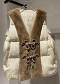 Well Tailored Coat with a Graceful Silhouette