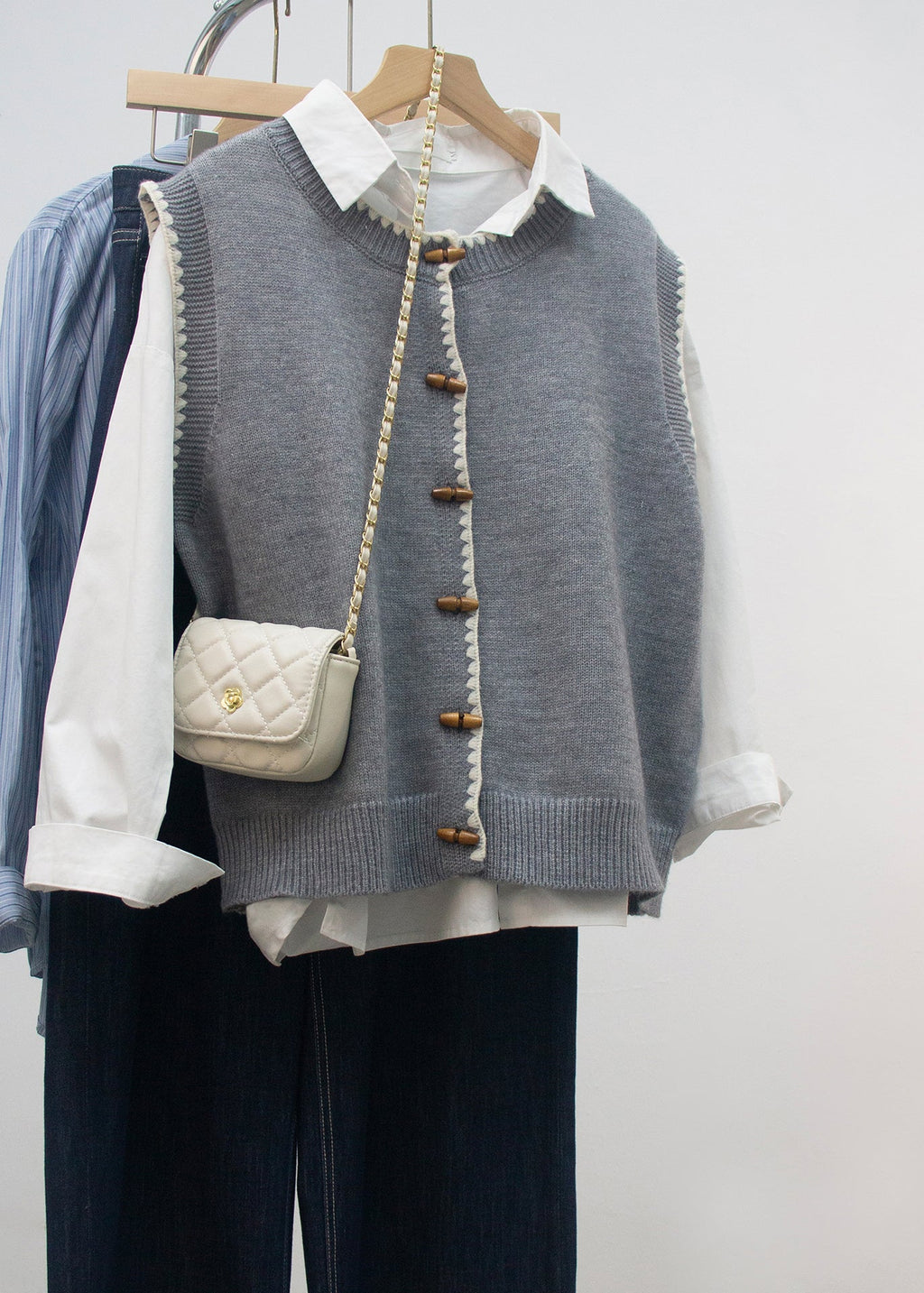 Gracefully Styled Garment for Any Occasion