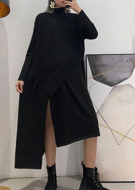 Well Tailored Sweater with a Graceful Silhouette