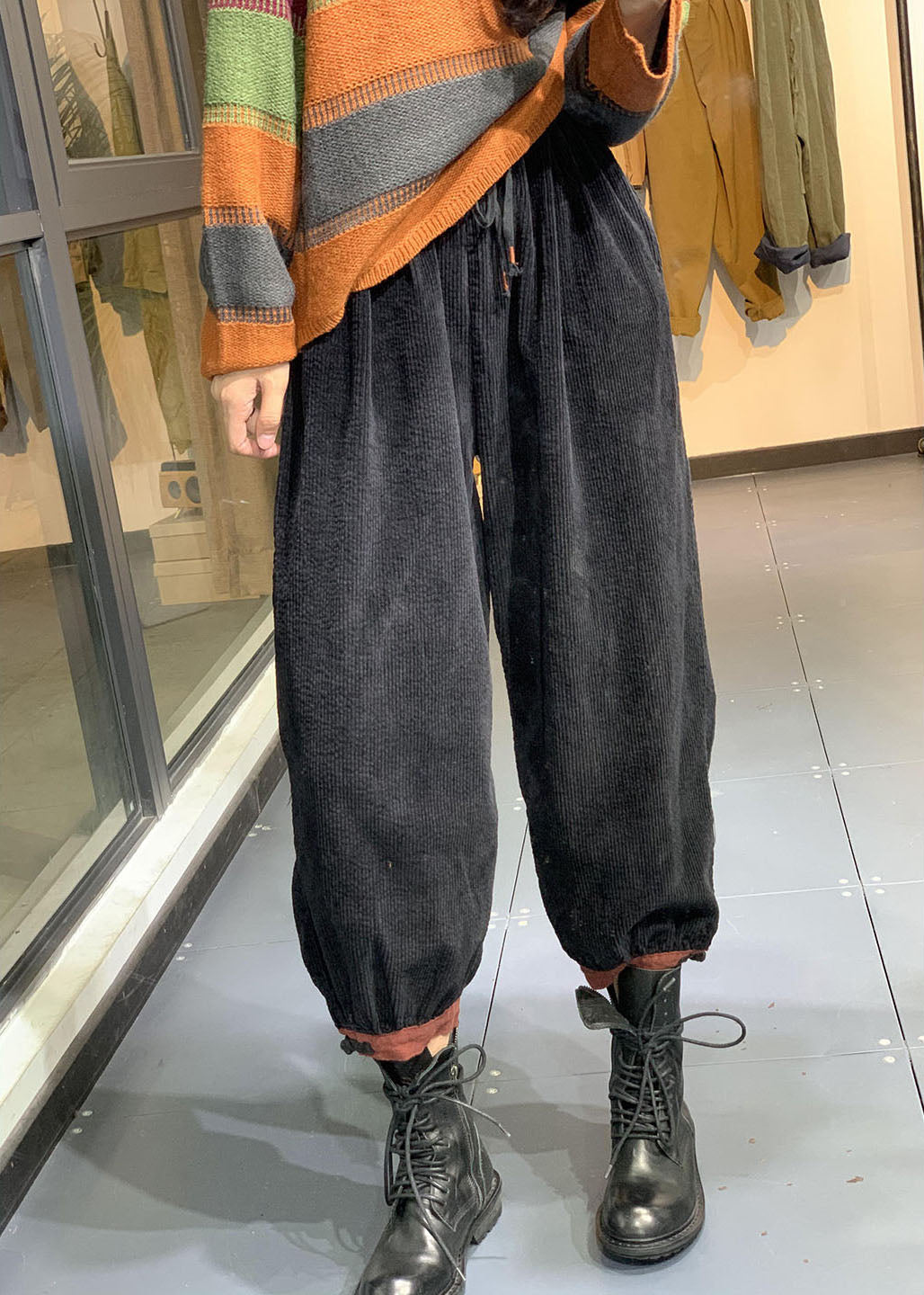 Sophisticated Pants with a Clean Classic Look