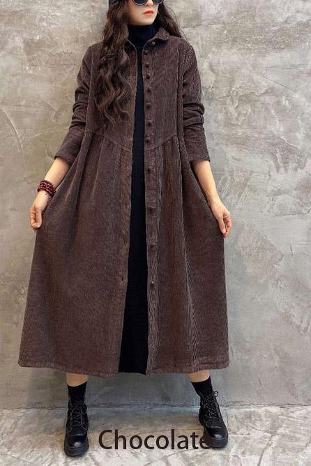 Well Tailored Coat with a Graceful Silhouette