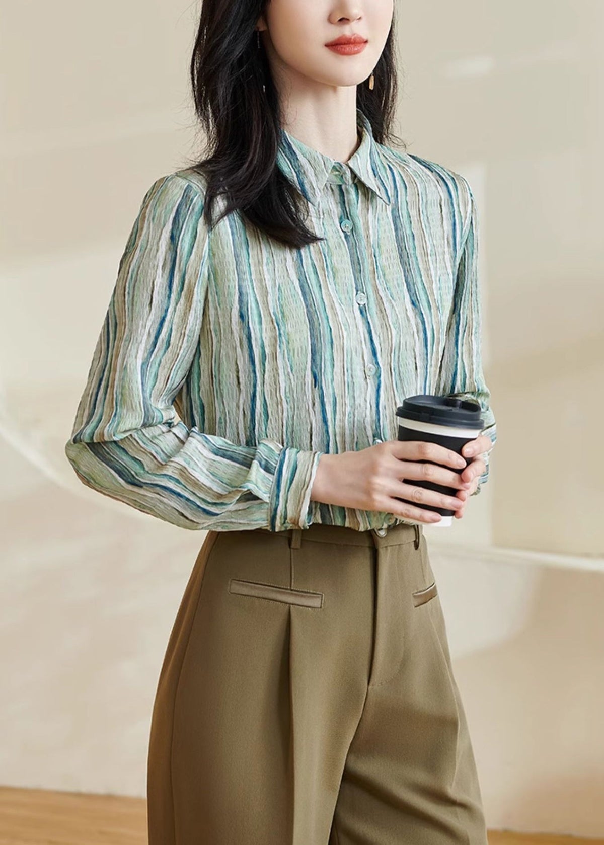 Beautifully Finished Blouse in a Timeless Design